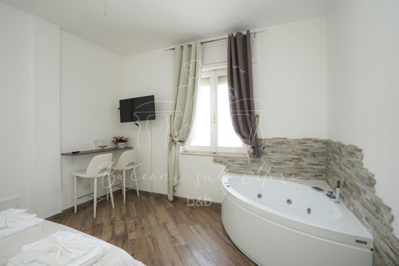 Balconi Sul Mare Bed and breakfast *